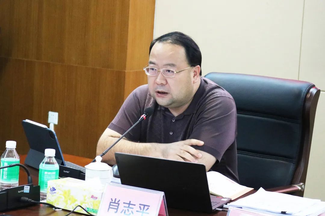 球王会党委副书记、总经理肖志平到兴发铝业宣讲党的二十大精神