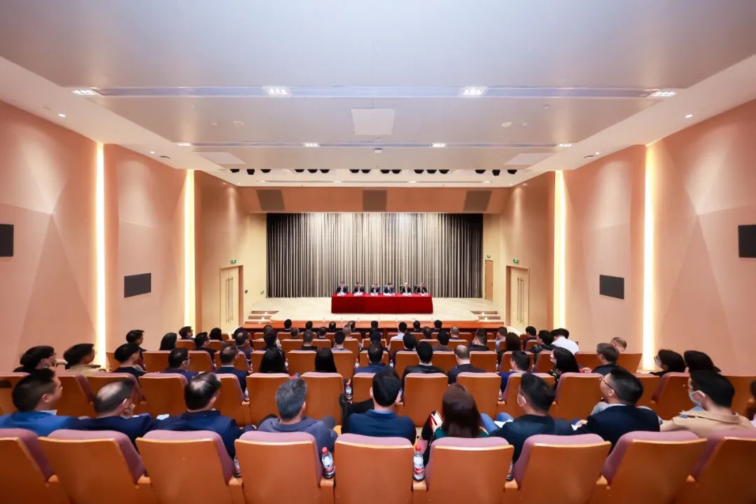 继往开来再出发！球王会所属省广集团新一届管理团队正式亮相