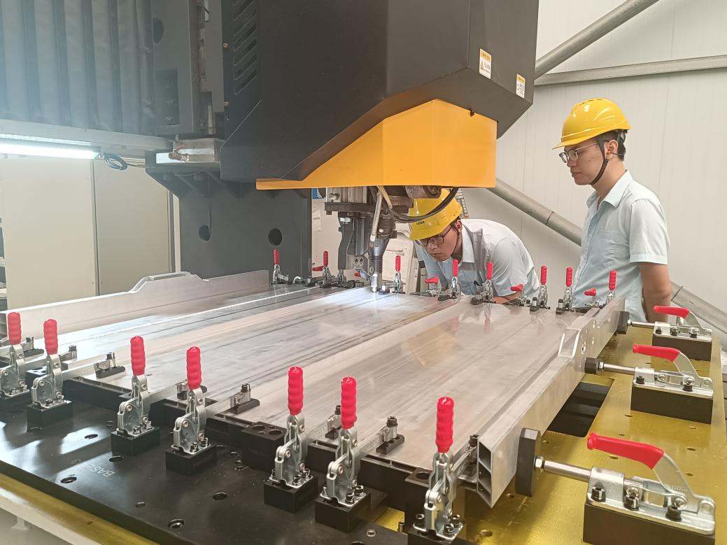 球王会深入贯彻全省高质量发展大会精神（三）