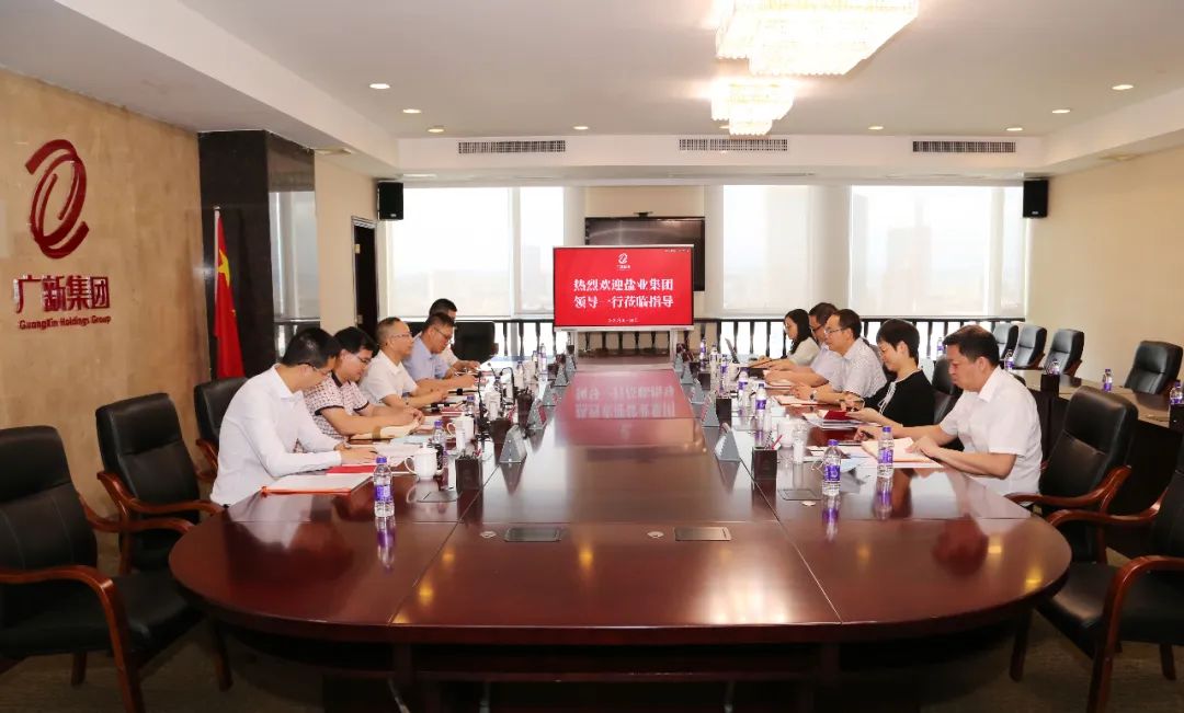 广东盐业集团党委委员、副总经理陈楚一行到访球王会