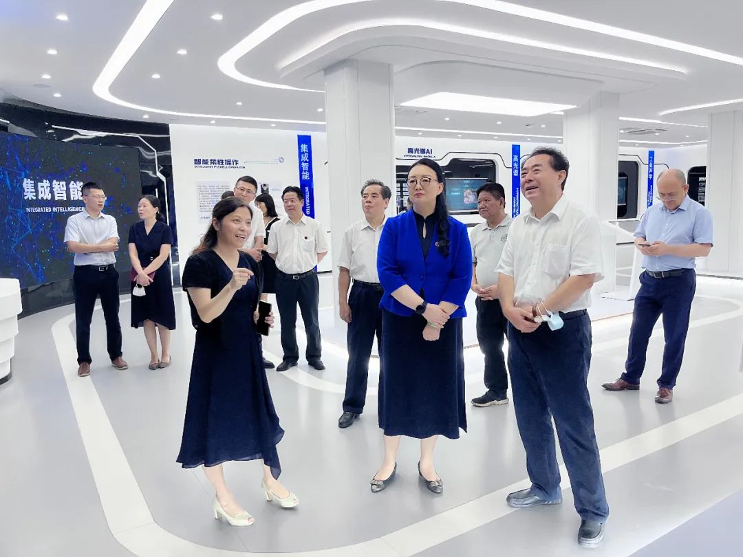 球王会党委书记、董事长白涛带队拜访广东省科学院