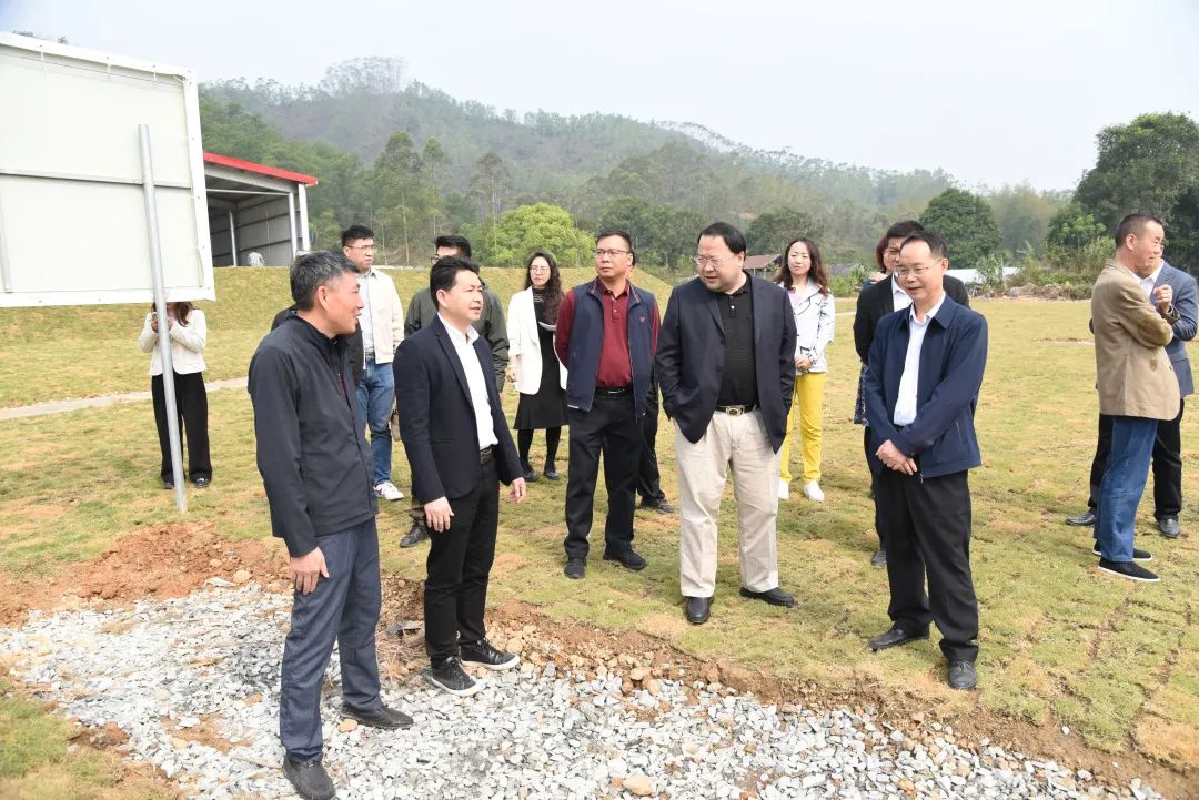 球王会捐建的阳春市合水镇潭震村党群服务中心举行竣工揭牌仪式