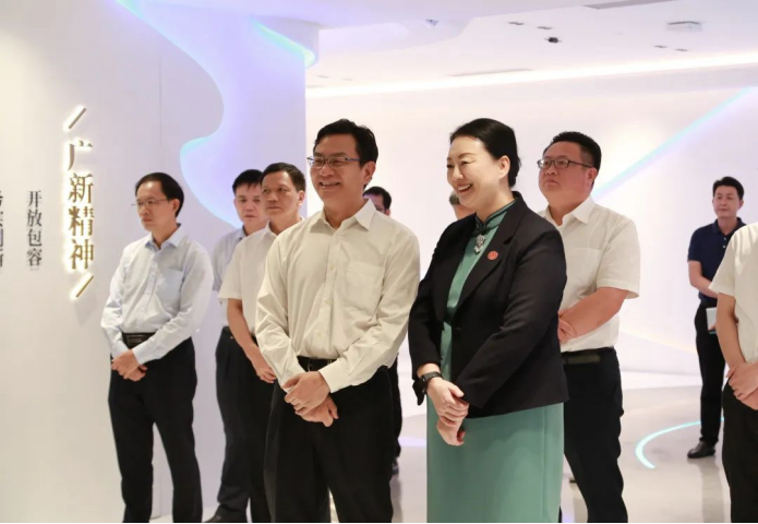 共谱高质量发展新篇章 | 茂名市委副书记、市长王雄飞一行到访球王会