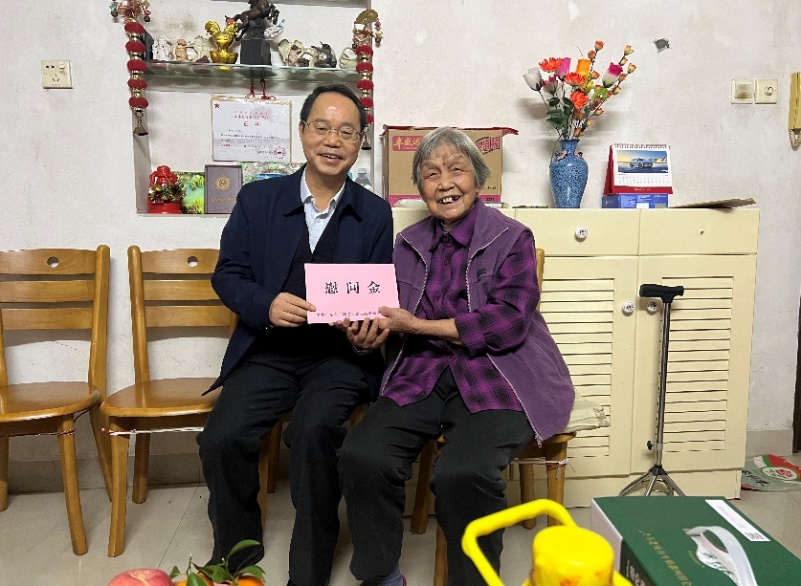 球王会党委开展春节走访慰问活动